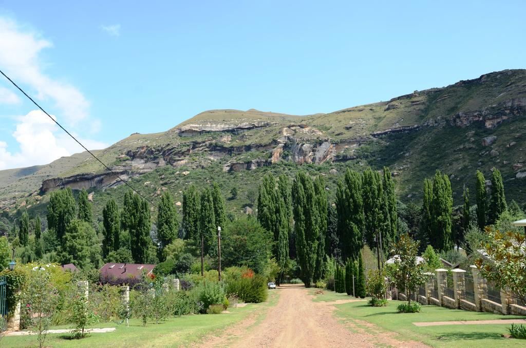 Hotel Mont Rouge Clarens Exterior foto