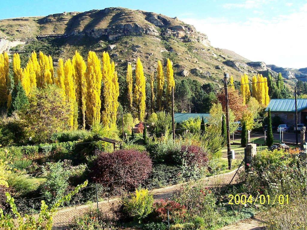 Hotel Mont Rouge Clarens Exterior foto